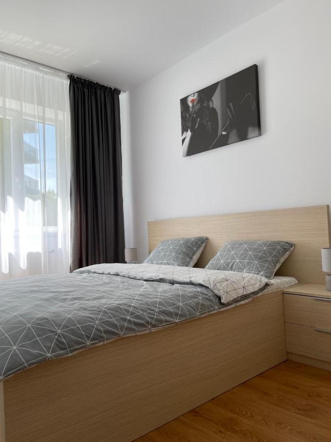 Silence Apartment 2 Oradea Dış mekan fotoğraf